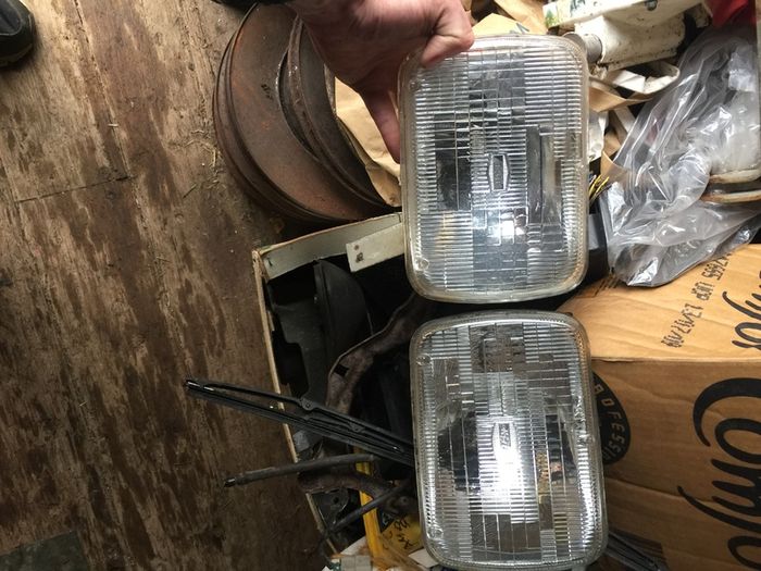 1980s Toyota Hiace parts