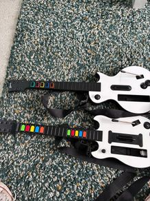 Nintendo Wii Guitar Hero Guitars