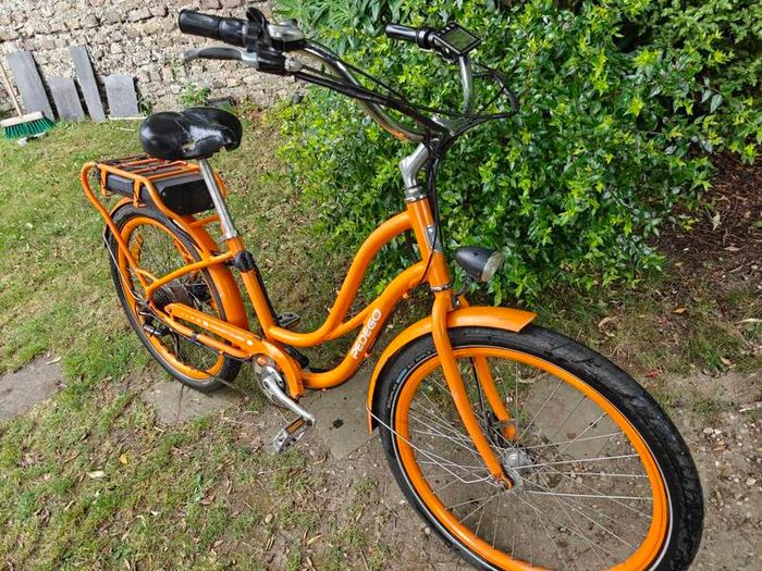 Cruiser Electric bike