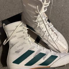 Adidas box hog 4 boxing boots