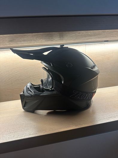 Full face helmet