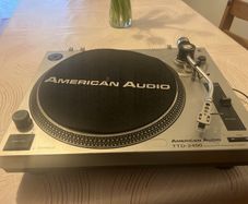 American Audio Ttd-2400