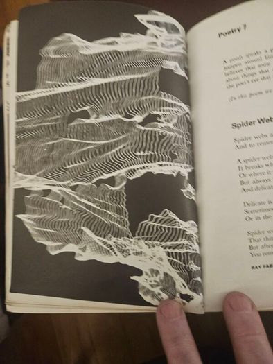 O Links 1. The Gift. A First Continuation Reader By Frank Murphy. First Edition 1976 Paperback In Good Condition.  See Photos For Condition.