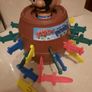 Pop-up Pirate! Game by Tomy. Image 2