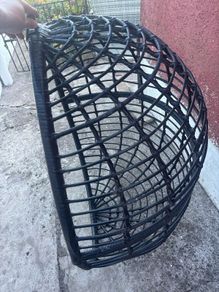 egg chair