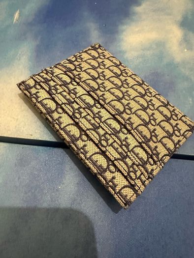 Dior wallet