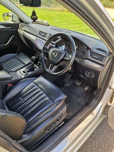 2019 Skoda Superb 2.0 TDI SEL Executive DSG | Leat