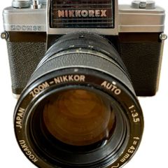 Nikkorex Zoom 35 camera