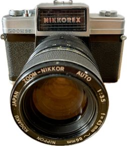Nikkorex Zoom 35 camera