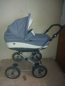 Roan vintage pram