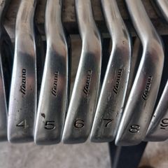 Mizuno golf irons. Right handed clubs