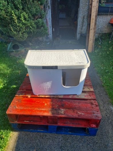 Large cat litter tray