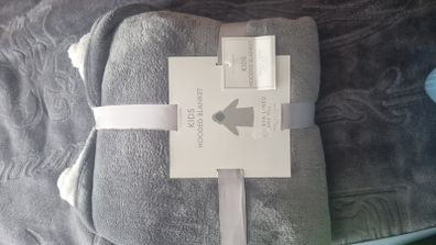 kids hooded blanket