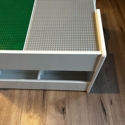 Lego Table