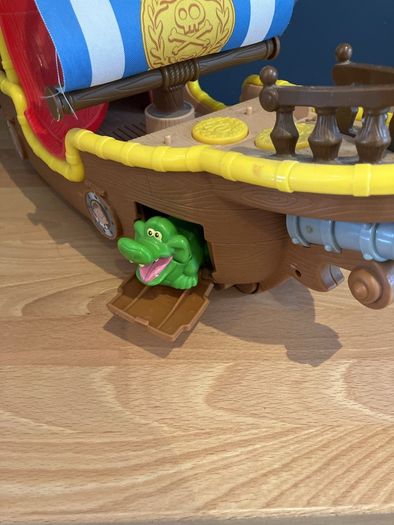 Toy Pirate ship