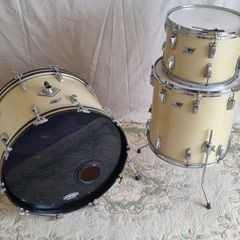 Ludwig 70s 3 ply drum set kit 13 16 22 blue and olive faded silver sparkle