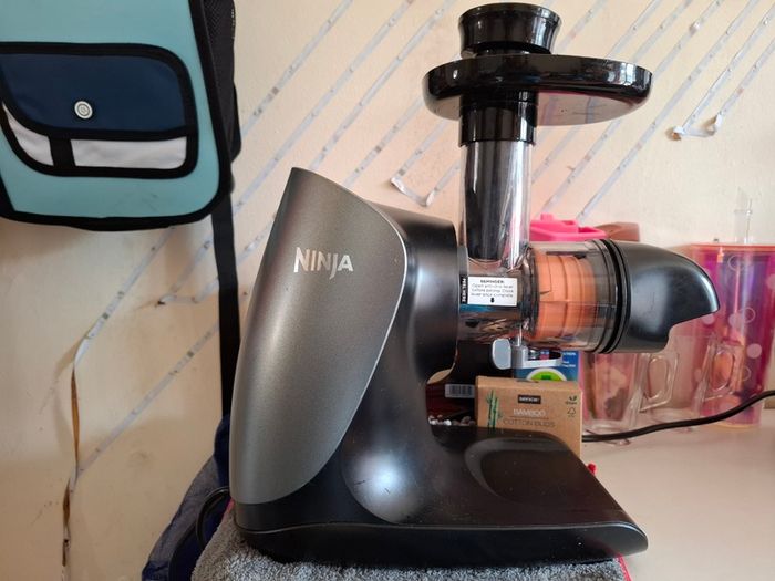 Juicer Ninja. Excellent condition