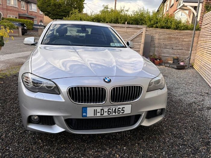 BMW 5-Series 2011