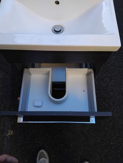 vanity unit, basin and tap