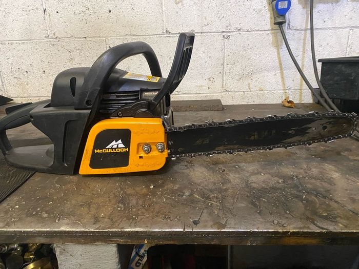 McCulloch Mac 838 Chainsaw