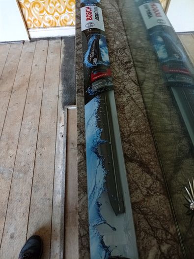 Title: BRAND NEW Bosch Aerotwin 26" Premium Wiper Blade AR26U . Unopened Box