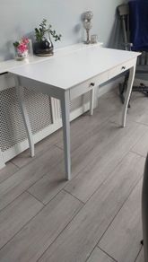 Pretty white desk from Jysk