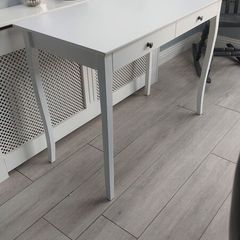 Pretty white desk from Jysk