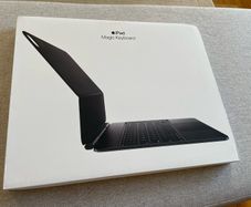 iPad Pro 13" Magic Keyboard