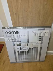 Noma Flat Step Pressure Fit Stair Gate White