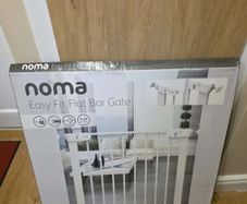 Noma Flat Step Pressure Fit Stair Gate White