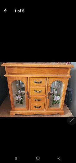 jewelry box