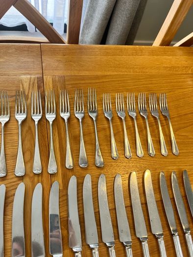 Vintage Newbridge Flatware Set x 47 Pieces
