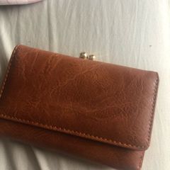 tan purse