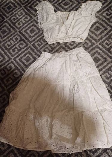 girls broderie outfit