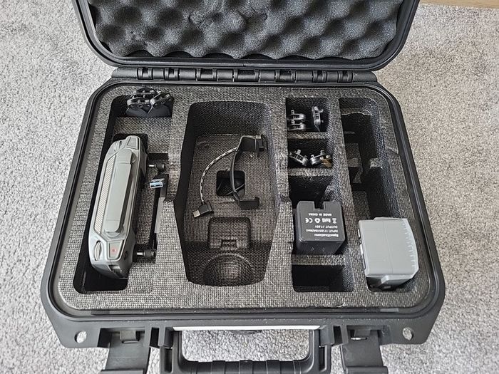 DJI Mavic 2 Pro + FPV Headset