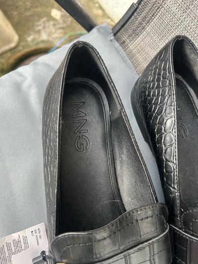 Ladies BNWT mango shoes size 5