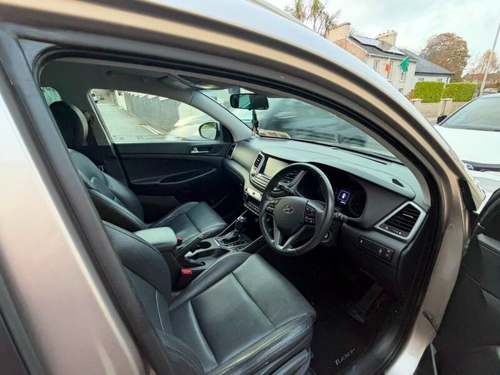 Hyundai touson automatic 4wd