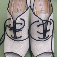 Amy Huberman Bourbon shoes 40