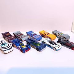 Hot Wheels Cars 10 for 5 Euro