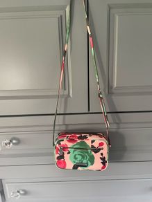 Marc Jacobs cross over bag
