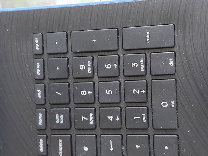 HP 15.6 inch Laptop, Model 15-bw059sa, AMD A6-9220 Radeon R4, 5 Compute Cores 2C plus 3G, 2.5GHz, 4GB Ram, 1 Terrabyte HDD, Windows 10, Microsoft Edge, Chrome, and VLC