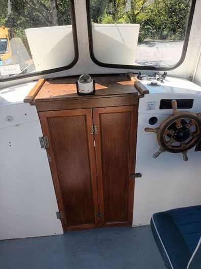 SEA Boat with trailer