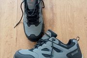 Men's trainers