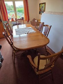 Oak Dining Table & Chairs