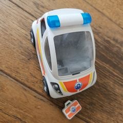 playmobil car doc