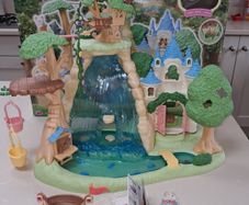 Sylvanian families secret forest falls