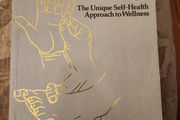 Hand And Foot Reflexology.  The Unique Self- Health Approach To Wellness. By Kevin And Barbara Kuntz. Large Volume Paperback In Good Condition.
