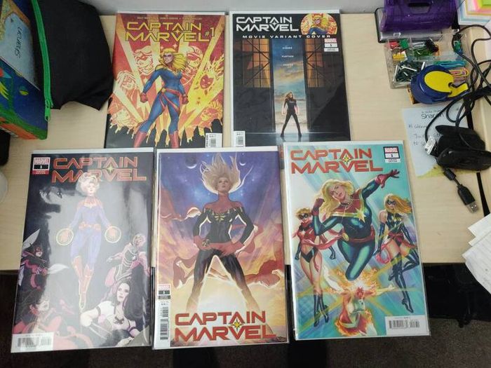 2016 Captain Marvel 1 set