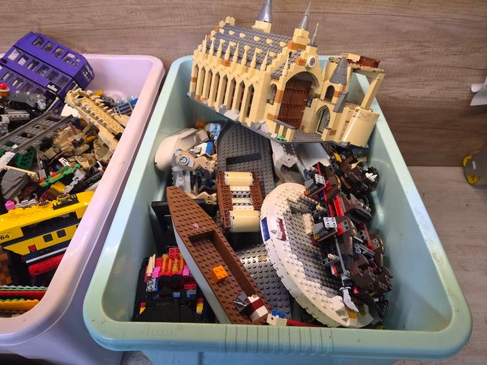 Lego 30Kg Job Lot inc 100+ minifigs