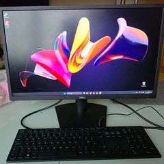Dell Monitor 24' Keyboard